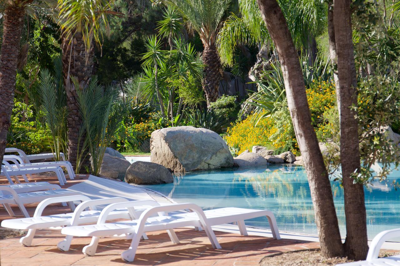 Camping Villaggio L'Ultima Spiaggia Bari Sardo Exterior foto