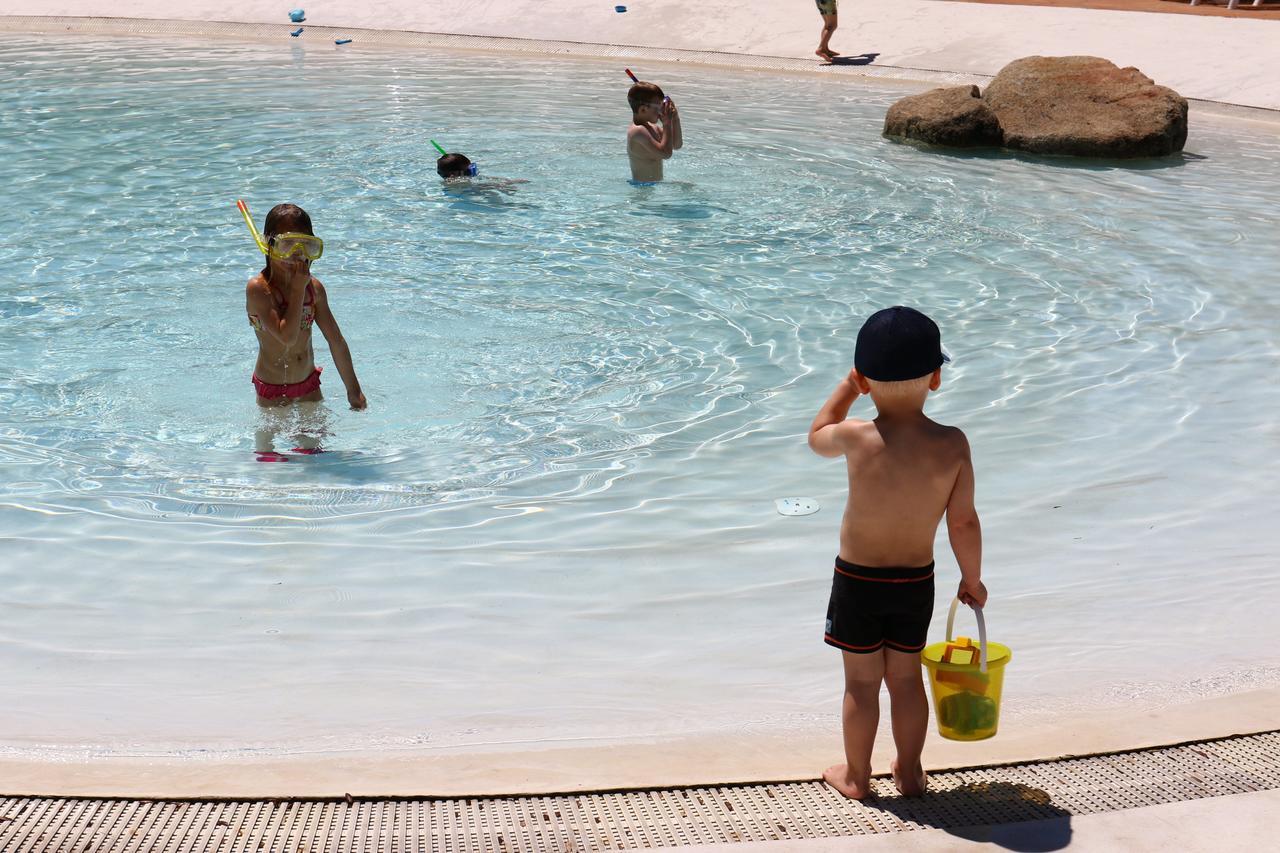 Camping Villaggio L'Ultima Spiaggia Bari Sardo Exterior foto